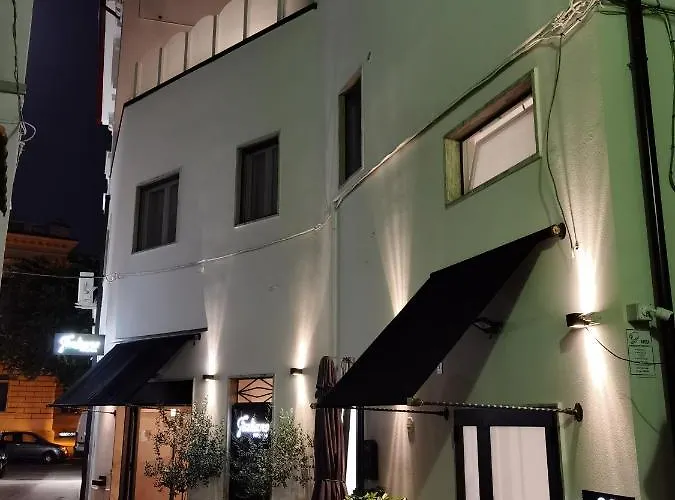 Bed & Breakfast Italians Luxury 4*